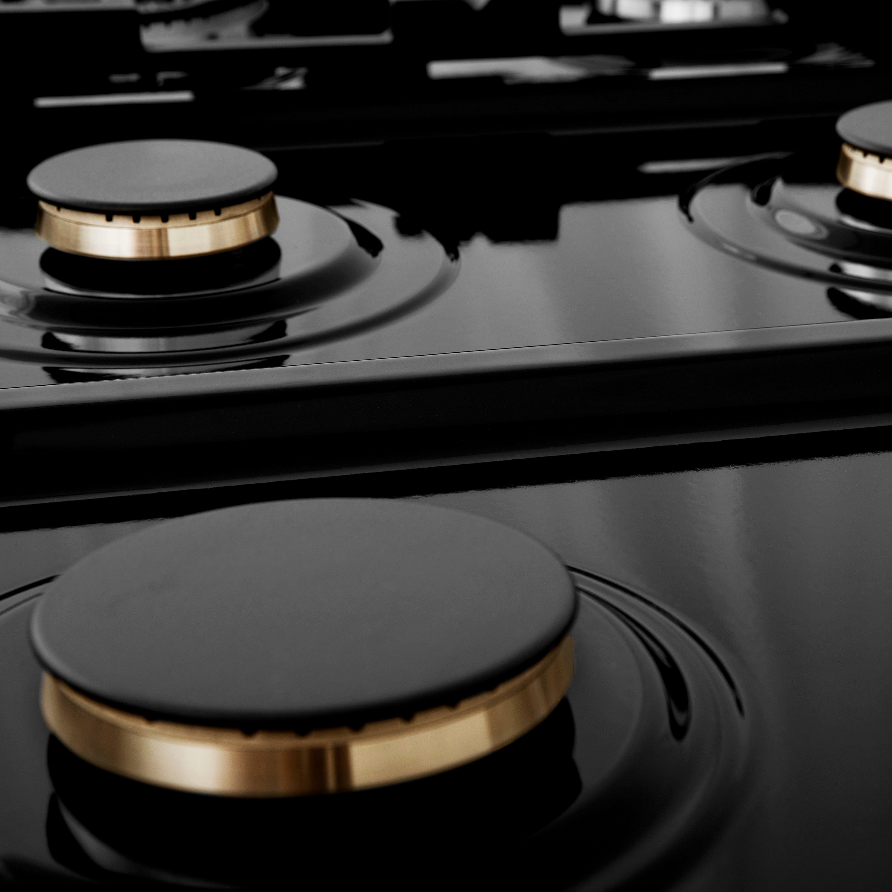 ZLINE 36 in. Porcelain Rangetop in DuraSnow Stainless Steel with 6 Gas Brass Burners (RTS-BR-36)