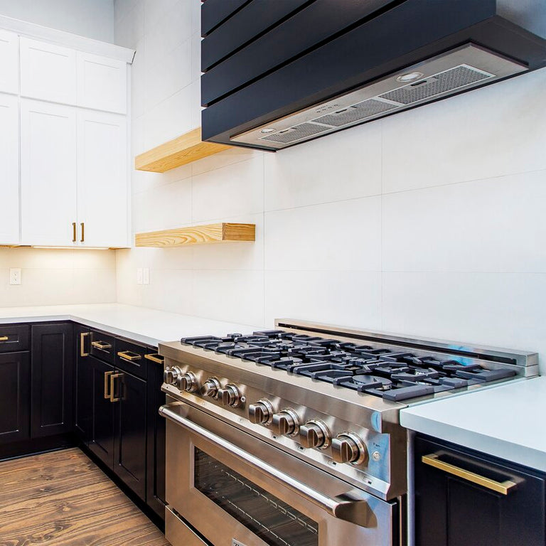 ZLINE Appliance Package - 36 in. Gas Range, Range Hood, Microwave Oven, 3KP-RGRHC36-DWV