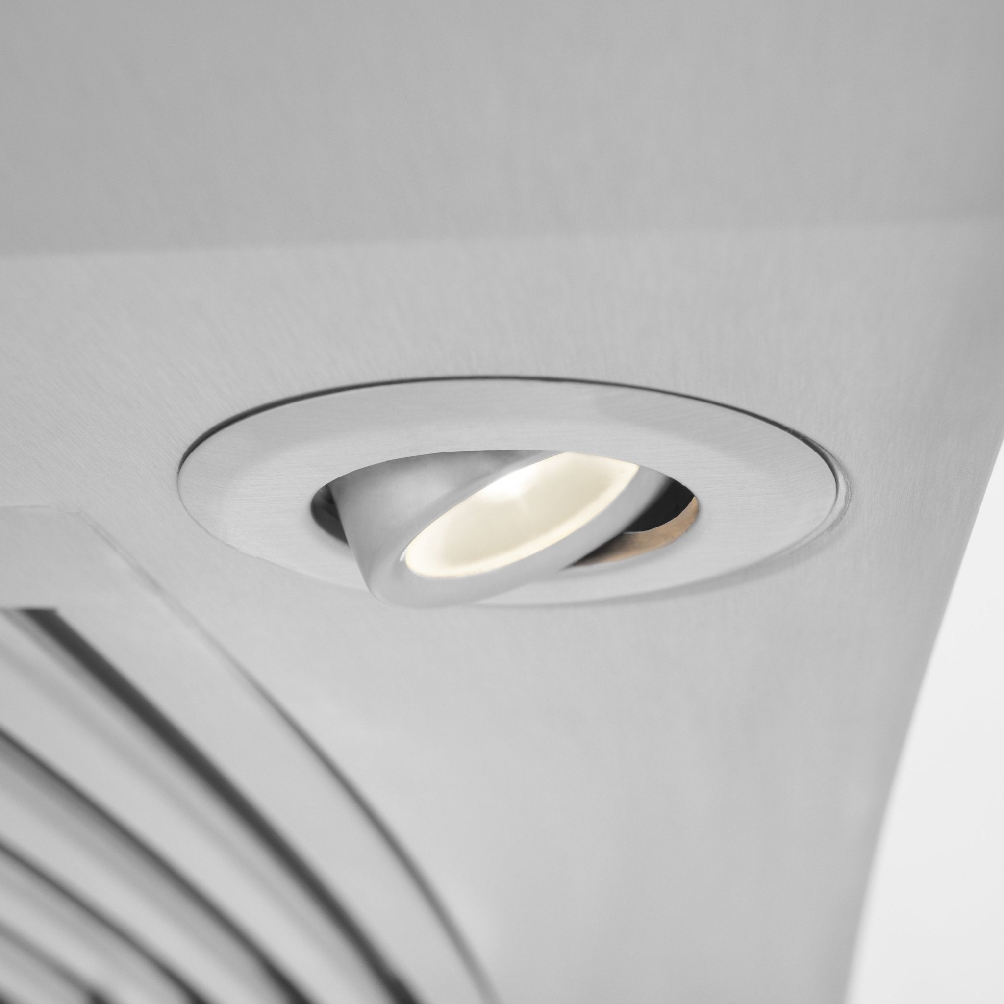 ZLINE Wall Mount Range Hood in Stainless Steel & Glass - KN4