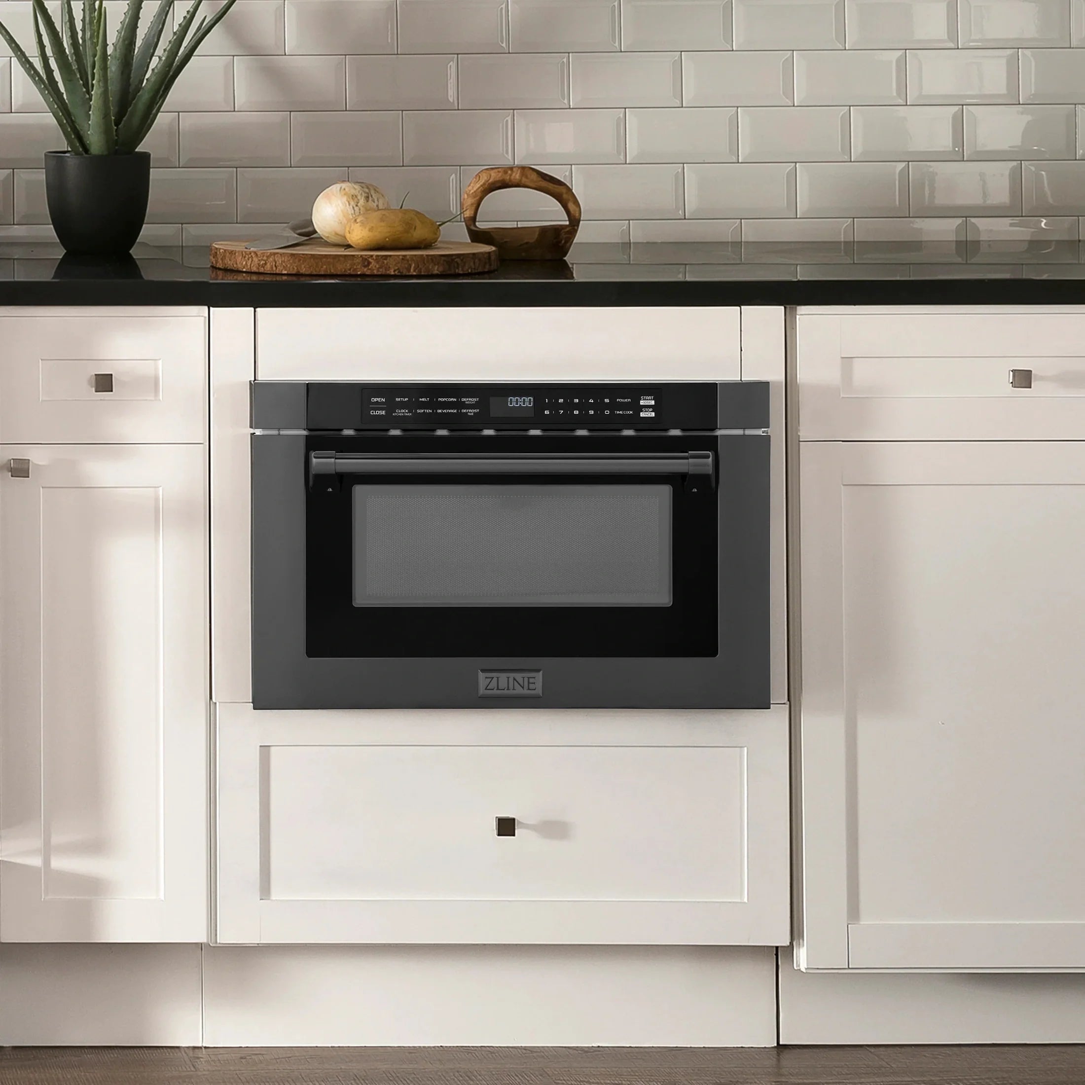 ZLINE 24" 1.2 cu. ft. Built-in Microwave Drawer with a Traditional Handle in Black Stainless Steel MWD-1-BS-H